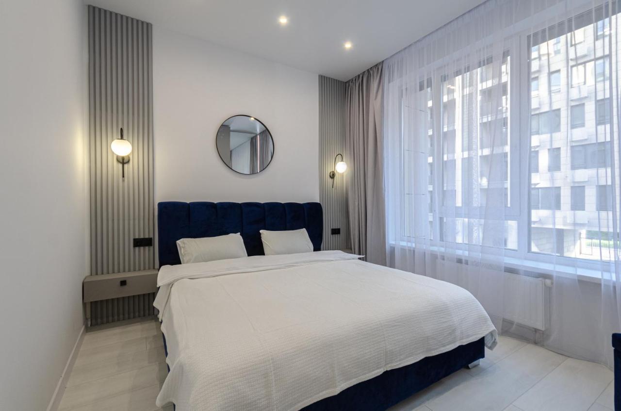 Petrovdom 166-3B In Beautiful Apartments In Rc "Yaroslaviv Grad" Kiev Bagian luar foto