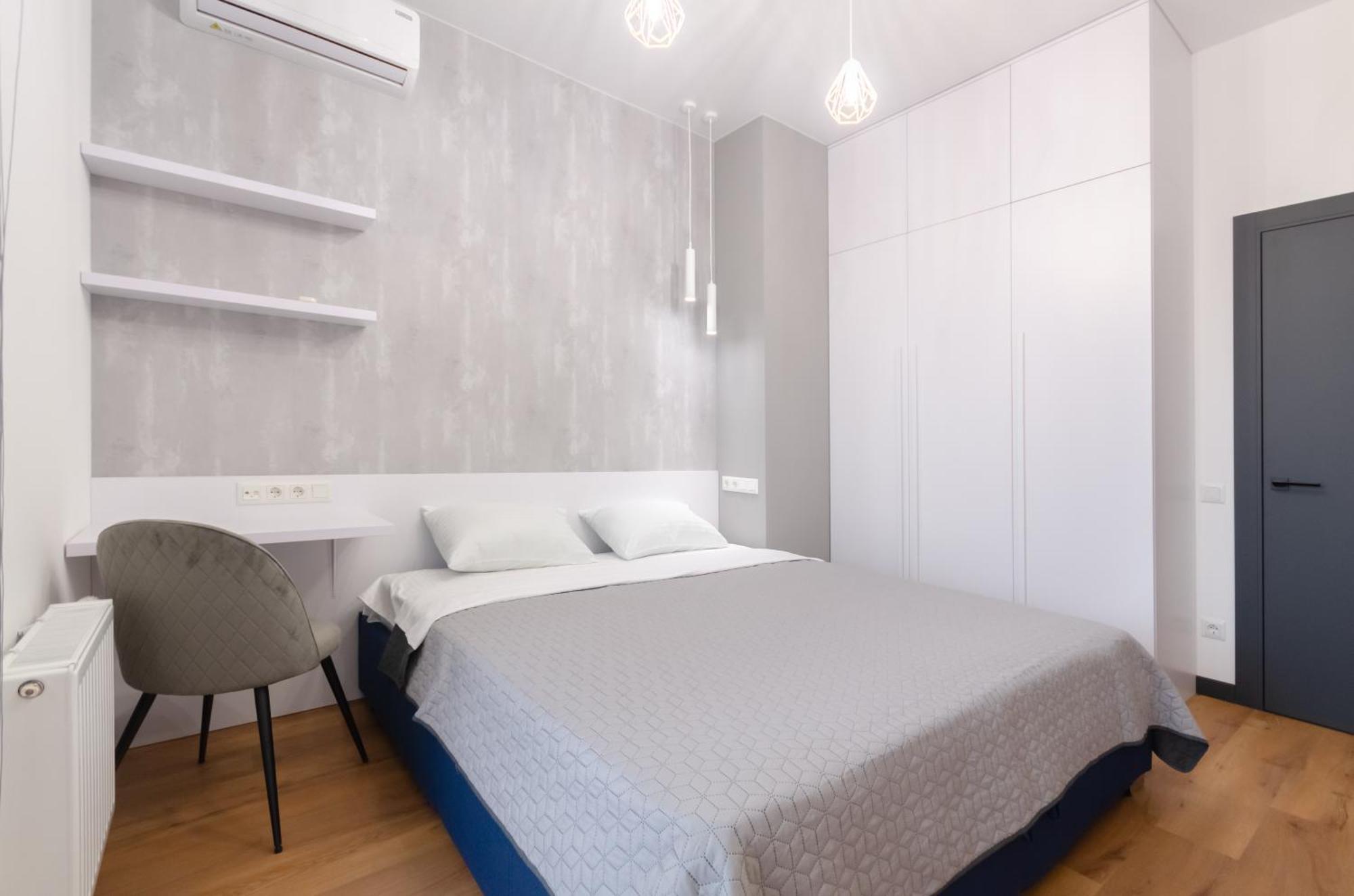 Petrovdom 166-3B In Beautiful Apartments In Rc "Yaroslaviv Grad" Kiev Bagian luar foto
