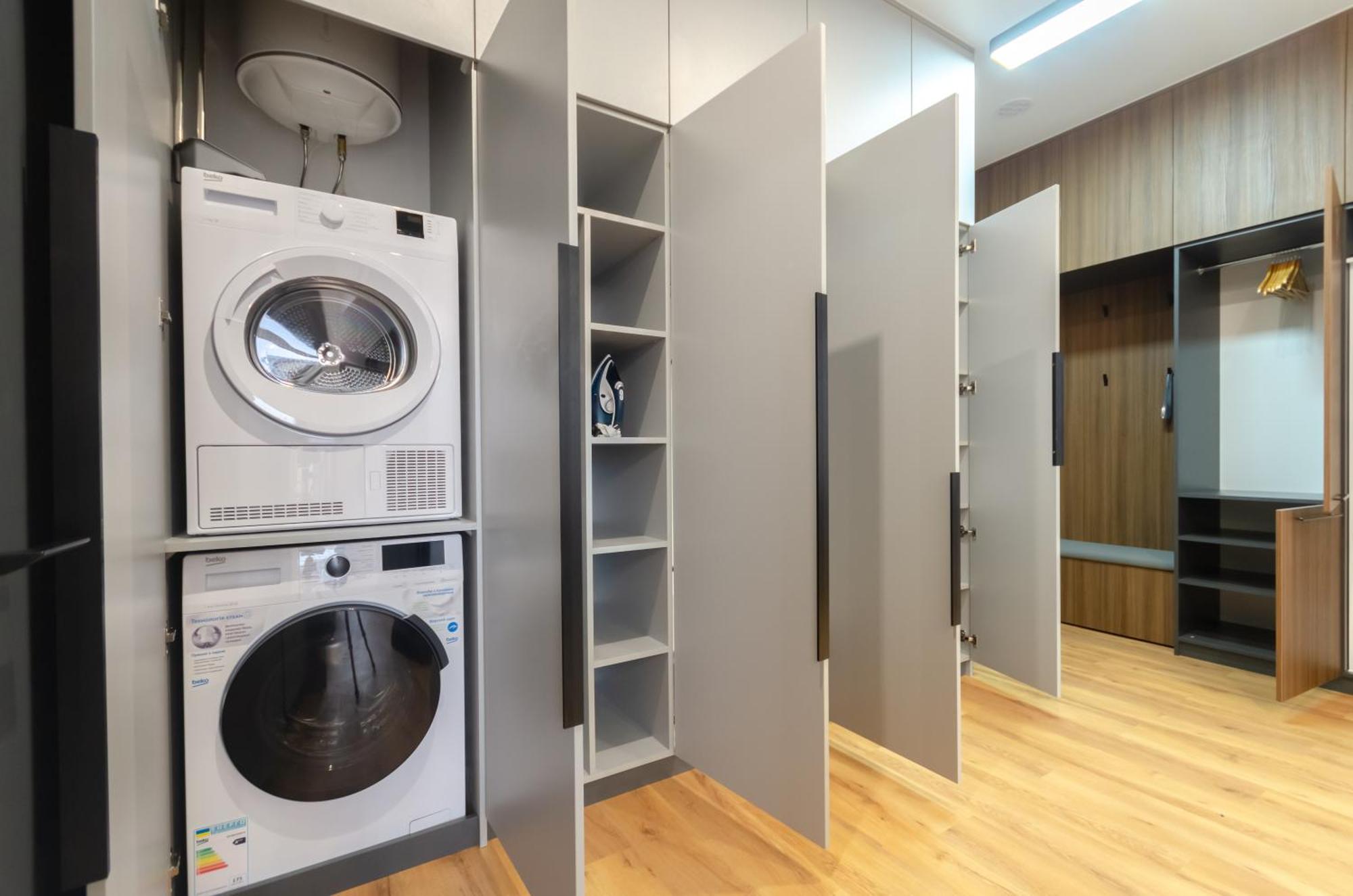 Petrovdom 166-3B In Beautiful Apartments In Rc "Yaroslaviv Grad" Kiev Bagian luar foto