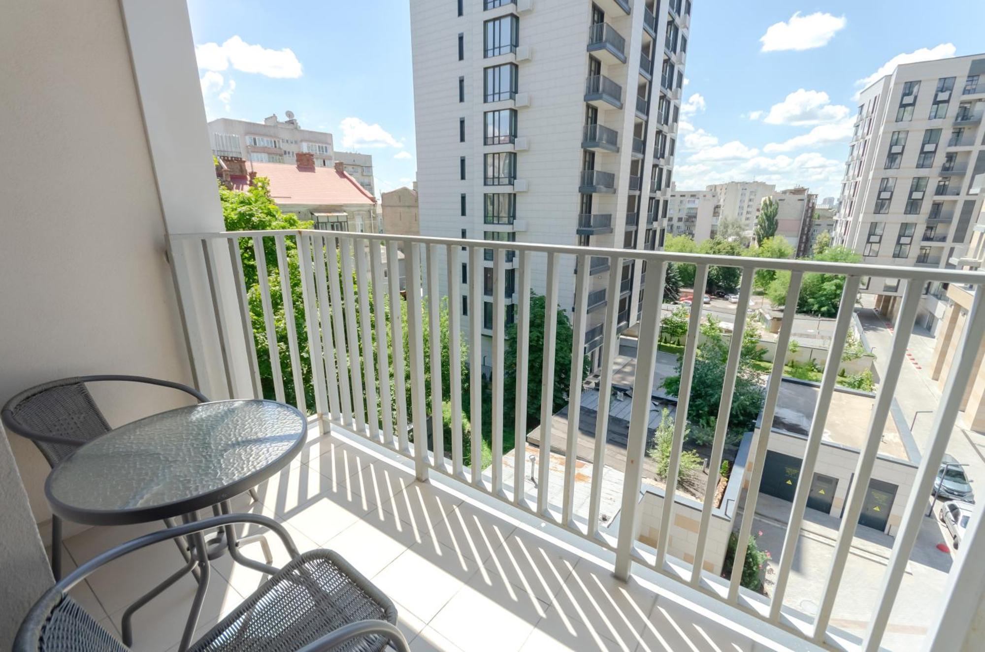 Petrovdom 166-3B In Beautiful Apartments In Rc "Yaroslaviv Grad" Kiev Bagian luar foto
