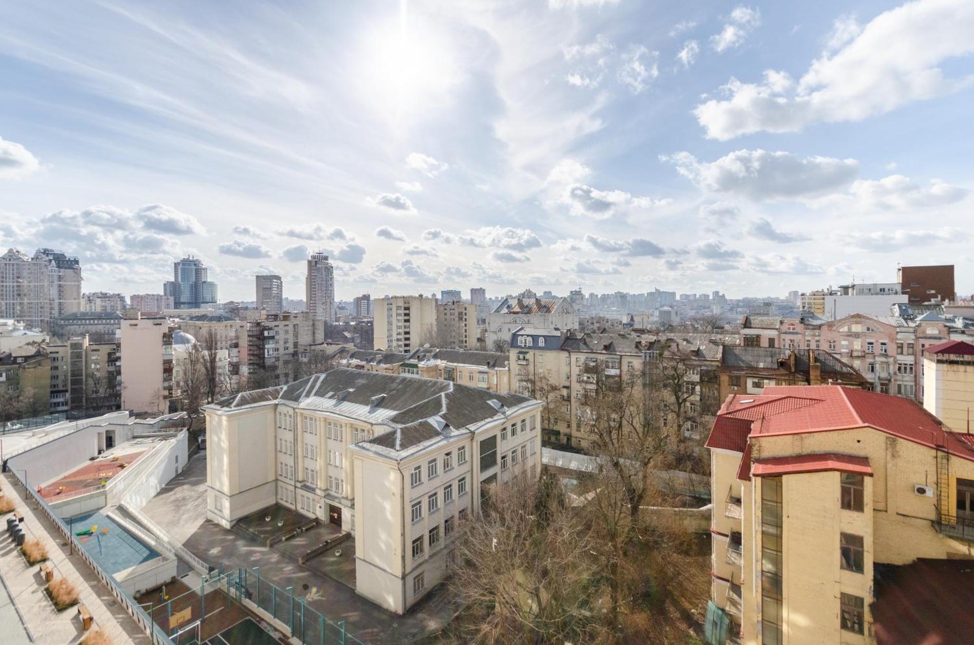 Petrovdom 166-3B In Beautiful Apartments In Rc "Yaroslaviv Grad" Kiev Bagian luar foto